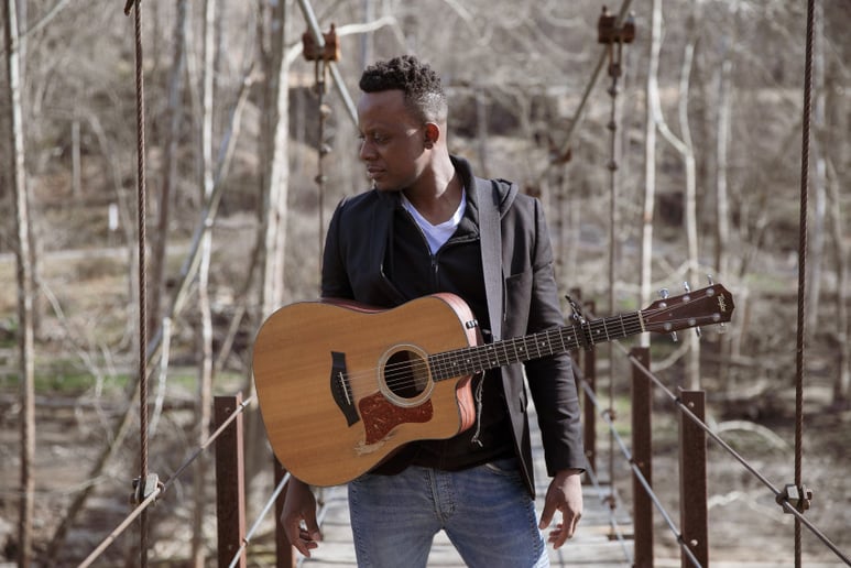 Gallery photo 3 of Nelly's Echo Music