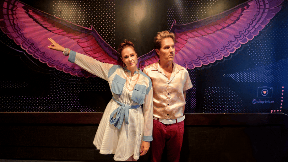 Gallery photo 4 of Neon Duo