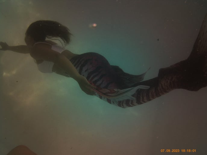 Gallery photo 4 of Calypso the Mermaid