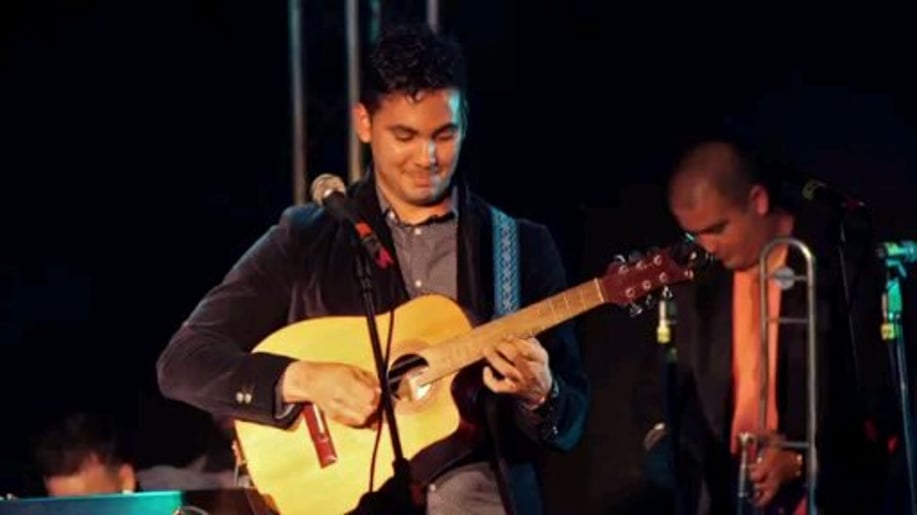 Gallery photo 8 of Nestor Manuel - Cuban Tres