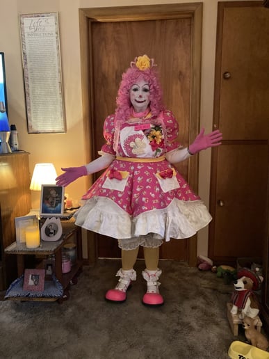 Gallery photo 8 of Nettie Belle The Clown
