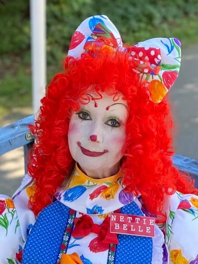 Gallery photo 9 of Nettie Belle The Clown