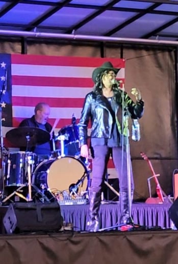 Gallery photo 7 of KC and the Moonlighters