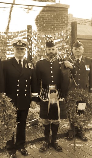 Gallery photo 13 of The Lone Piper
