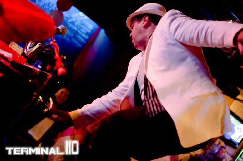 Gallery photo 1 of Savannah Shenanigans Dueling Pianos