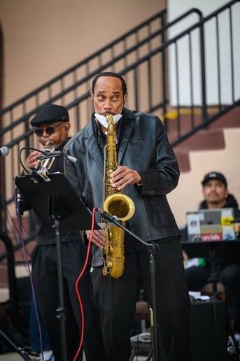 Gallery photo 6 of New Vision Band