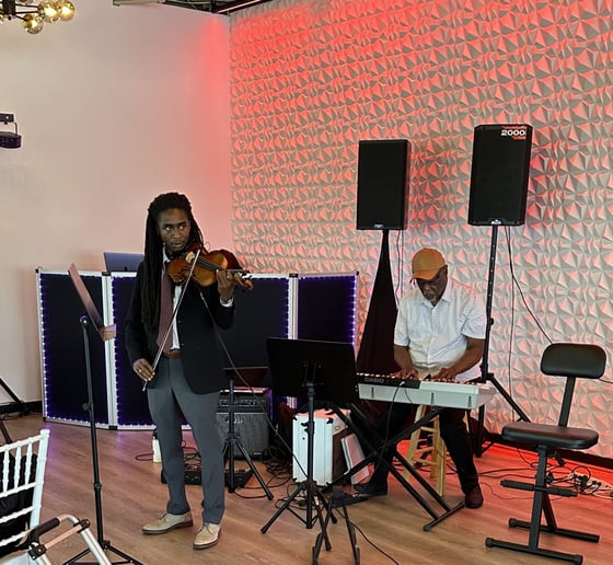 Gallery photo 7 of New Vision Band