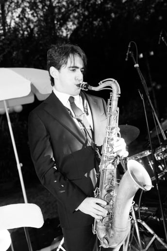 Gallery photo 8 of Adam Aronesty: Sax & Signature Events