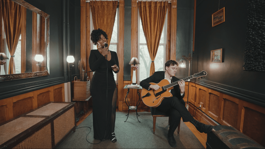 Gallery photo 4 of New York Wedding Singers | Aurora Sonnet