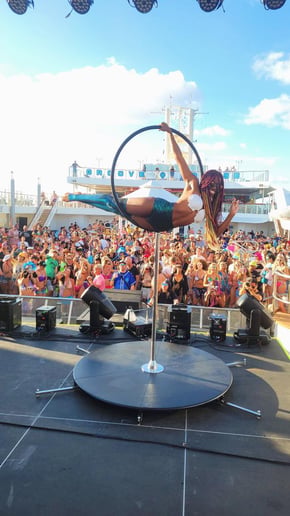 Gallery photo 1 of Nia Hayes
