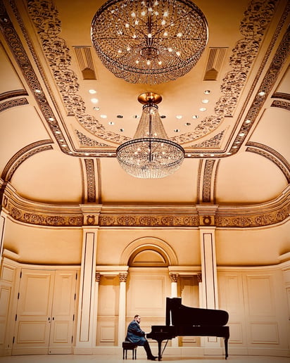 Gallery photo 2 of Nic - From Carnegie Hall to You