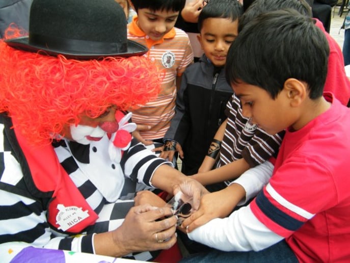 Gallery photo 10 of Nica The Magician and Clown Entertainer