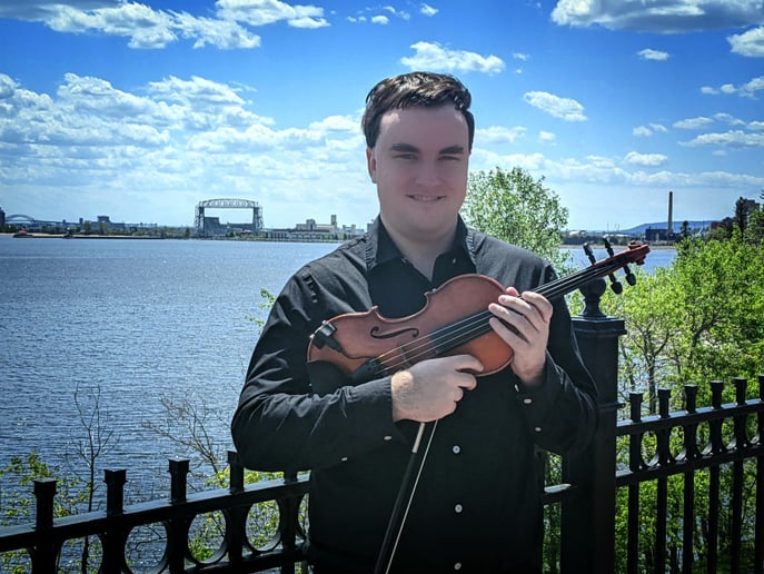 Gallery photo 1 of Nick Hyde, Violinist