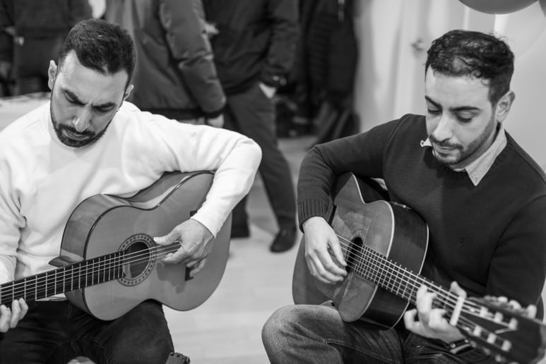 Gallery photo 3 of Nico Flamenco