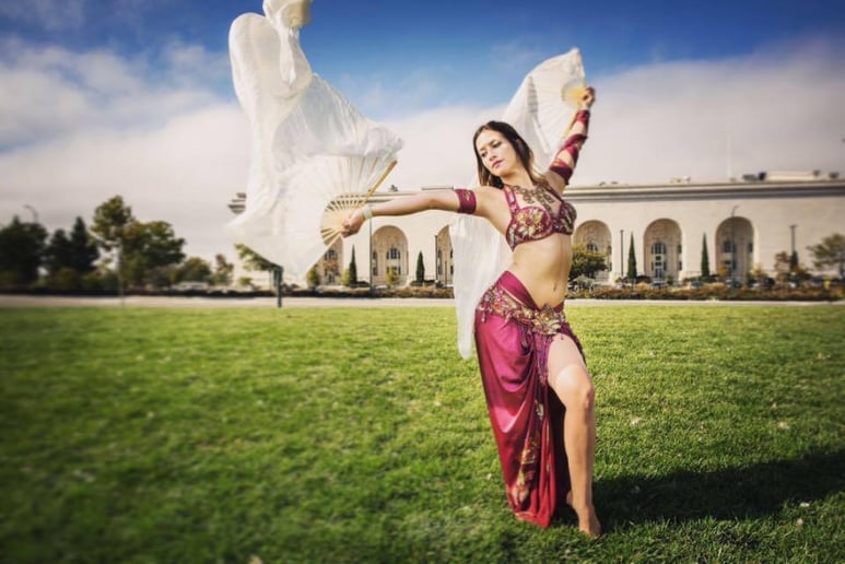 Gallery photo 8 of Nicole Maria Bellydance