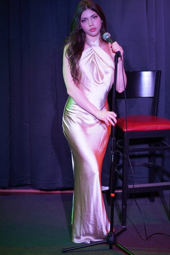 Gallery photo 2 of Nicole Valentina