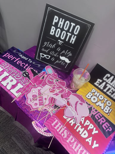 Gallery photo 4 of Niesha Glam Booth