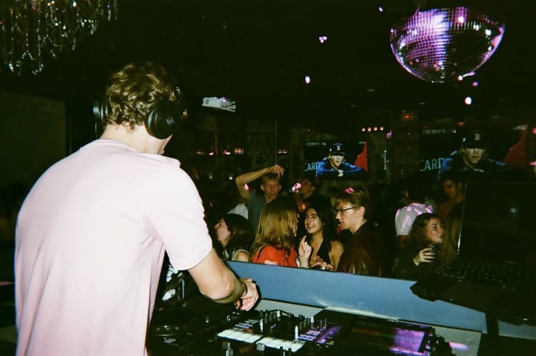 Gallery photo 1 of Nightcrawlers Entertainment