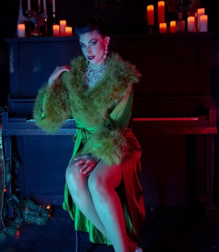 Gallery photo 8 of Nikki Bellanova Burlesque