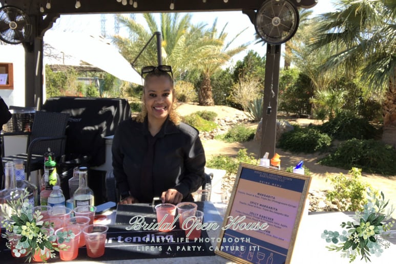 Gallery photo 9 of Nikki's All Around Town Bartending Svc