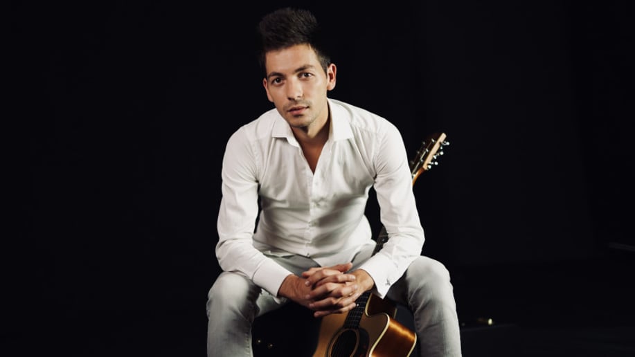 Gallery photo 2 of Nikola Stajic Solo Acoustic Guitar
