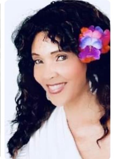 Gallery photo 6 of Nina Causey