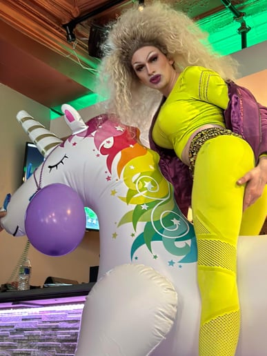 Gallery photo 4 of Noah Fencé
