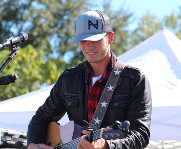 Gallery photo 1 of Noah Hunton