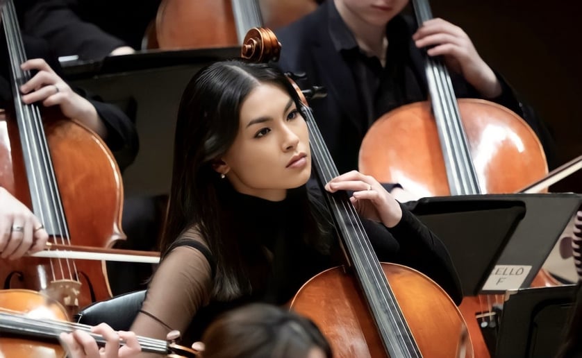 Gallery photo 2 of Noelia Carrasco- Cellist