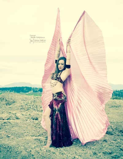 Gallery photo 1 of Noelle Bellydance