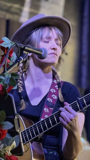 Gallery photo 20 of Noelle Goodin