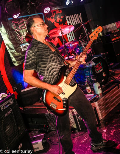 Gallery photo 3 of Dirty Work