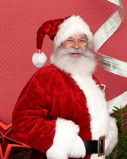 Gallery photo 4 of NOLA Santa