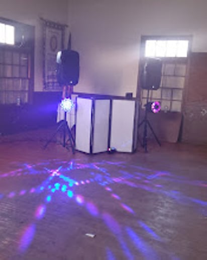 Gallery photo 4 of Non stop beats dj service