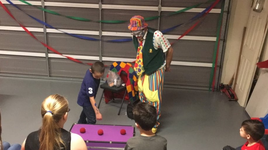 Gallery photo 6 of Justa Clowning Around Clown For Hire