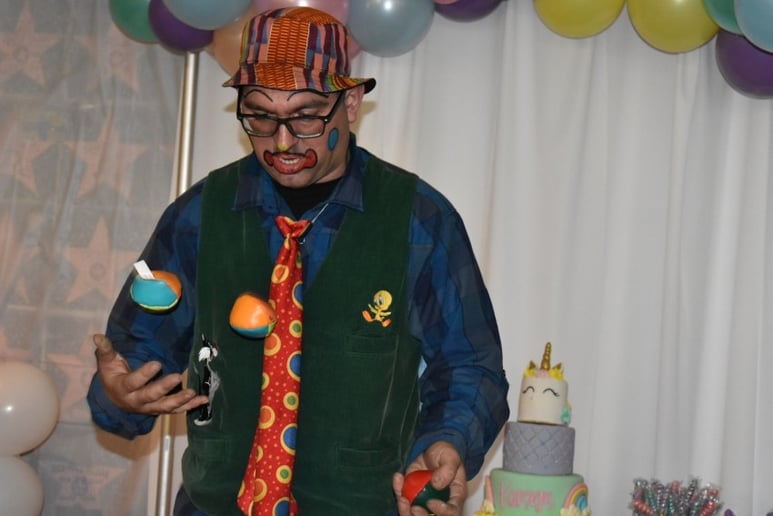 Gallery photo 10 of Justa Clowning Around Clown For Hire