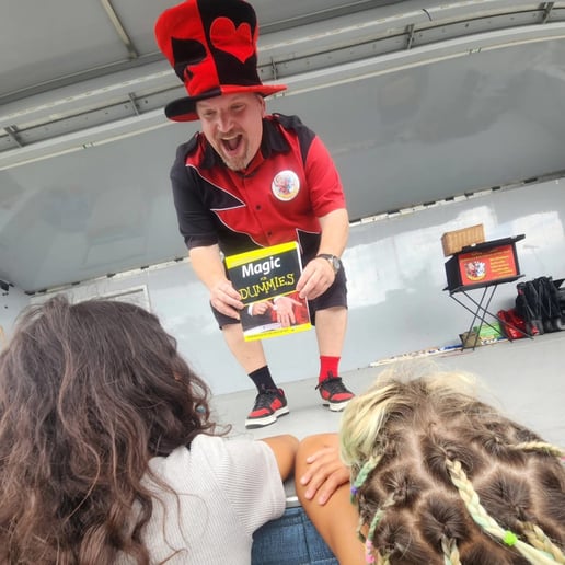 Gallery photo 16 of Norden the Magician