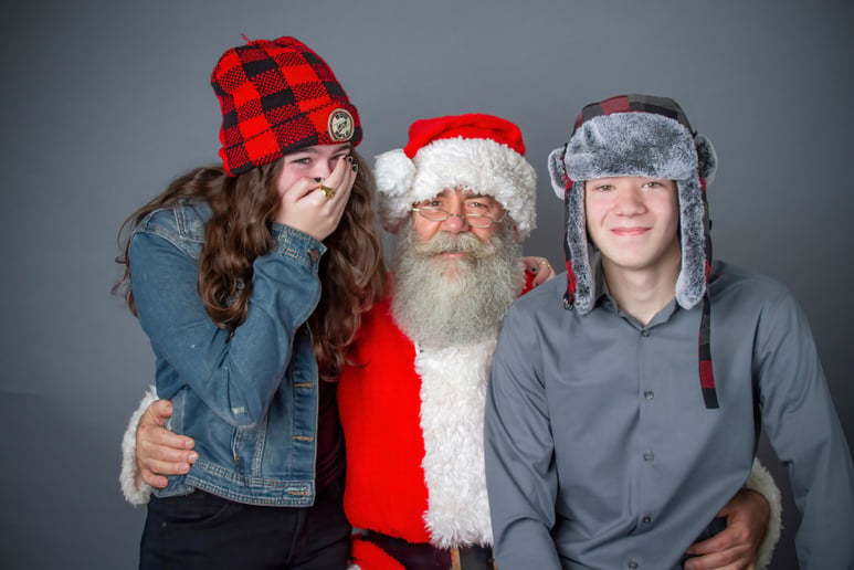 Gallery photo 10 of North Shore Santa