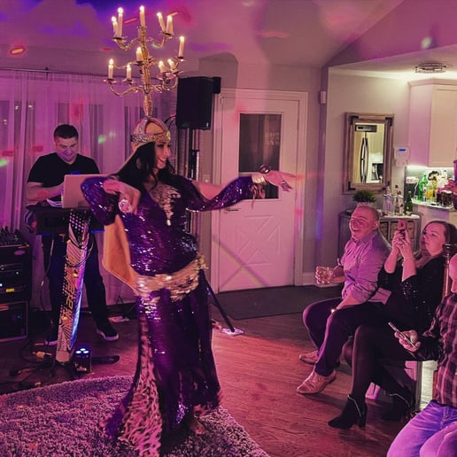 Gallery photo 3 of Noura - Middle Eastern Belly Dancer