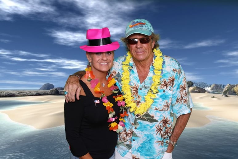 Gallery photo 9 of Nova Selfies