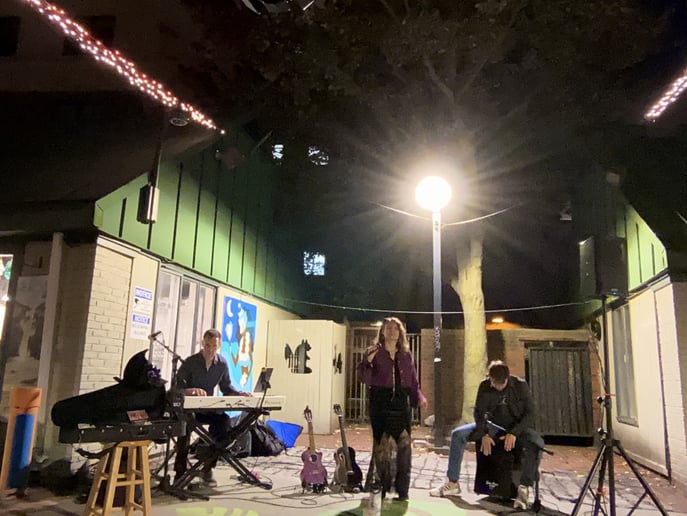 Gallery photo 6 of November Sound