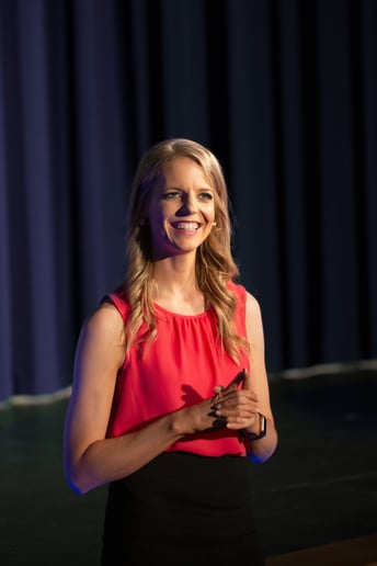 Gallery photo 4 of Mindy Duff