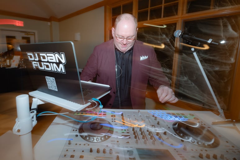 Gallery photo 1 of DJ Dan Fudim