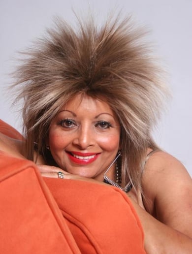 Gallery photo 2 of Impersonator NyAnn Hurst