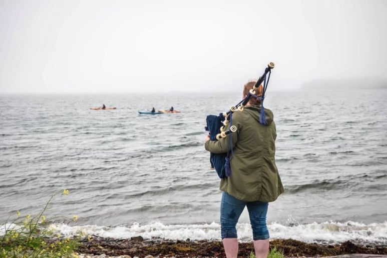 Gallery photo 5 of NY Bagpiper