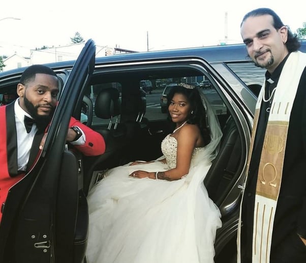 Gallery photo 1 of Nyc Fantasy Wedding Officiant