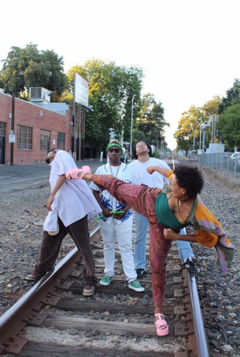 Gallery photo 1 of Nyeusi Kuku - The Pan-Funk