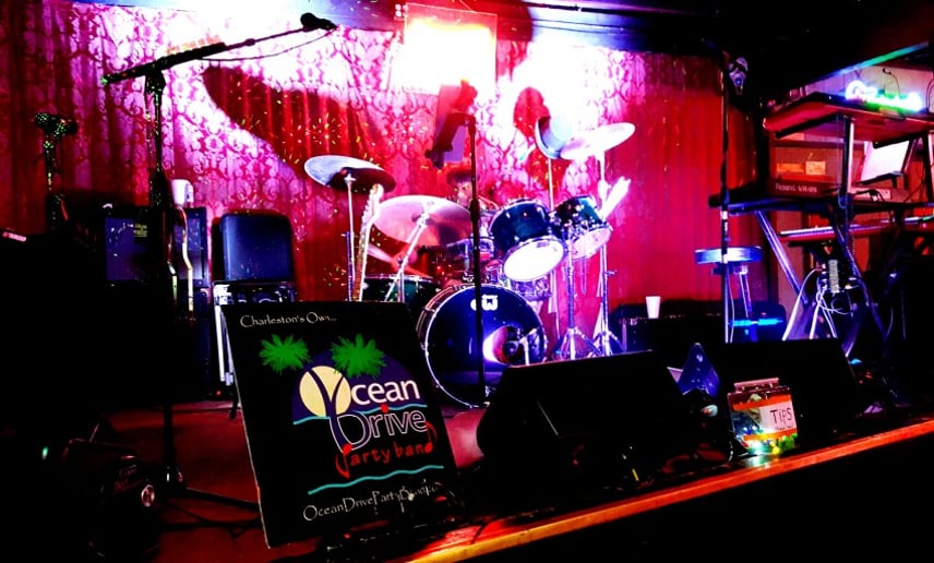 Gallery photo 3 of Ocean Drive Party Band