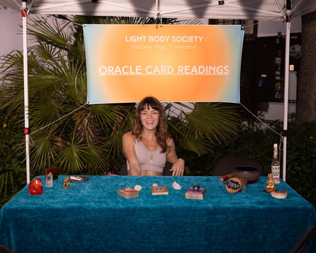 Gallery photo 2 of Ocoa Okosha Oracle Reading
