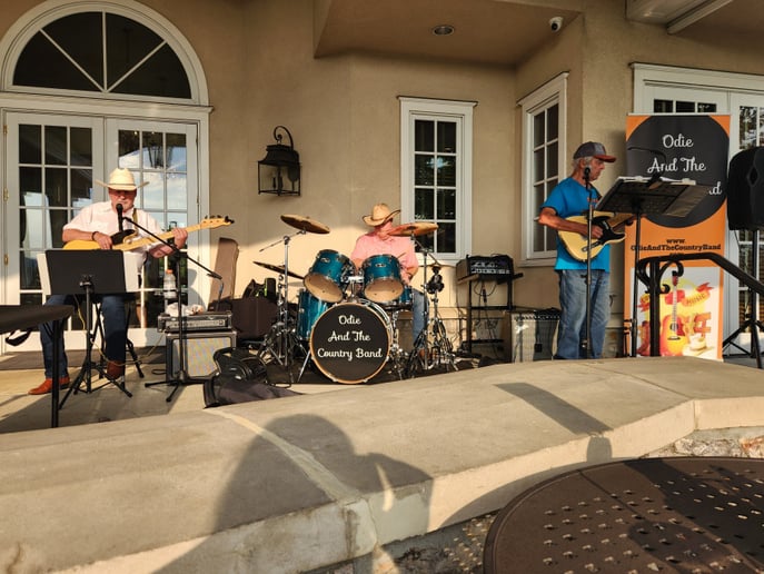 Gallery photo 14 of Odie And The Country Band